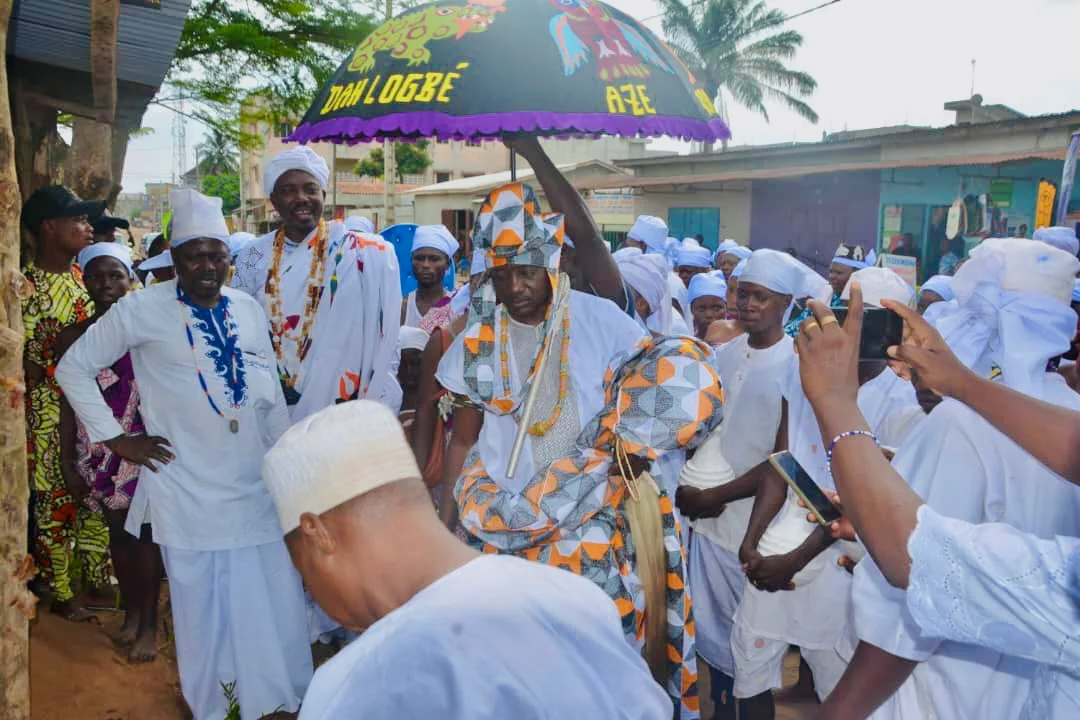 94cf199f-0b9e-435d-a4c1-b08a2355f62c